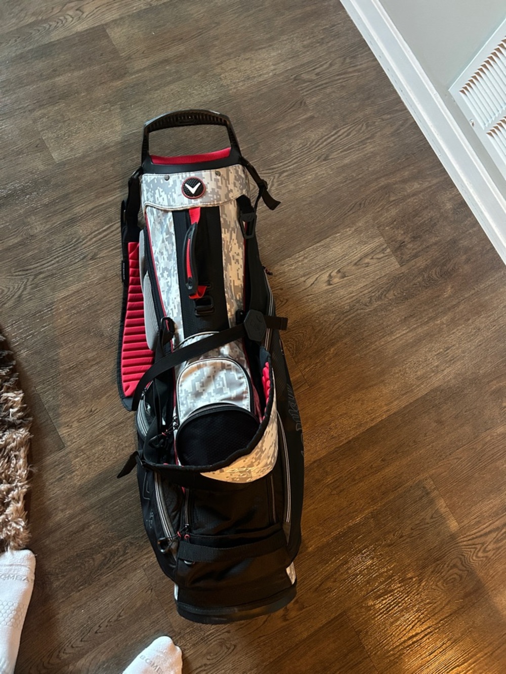 Digital Camo Golf Stand Bag with Red Accents